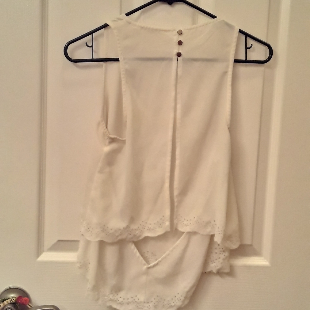Top - Picture 3 of 3